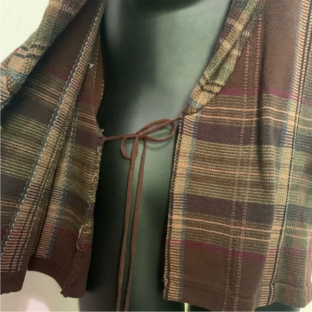 LRL Equestrian Plaid Shawl Collar Sleeveless Toggle Closure Sweater Vest Size 2X - Picture 5 of 10